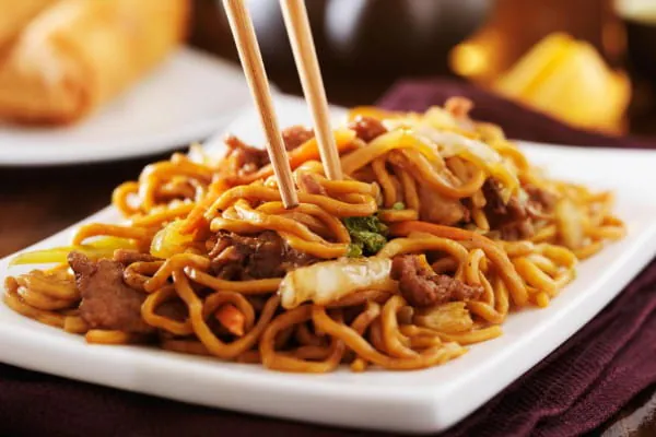 Fried noodles at Hunan Garden，a Chinese Restaurant in Cinnaminson